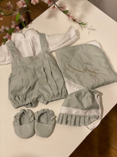 طقم مواليد 4قطع فستقي