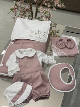 طقم مواليد لحمي 6 قطع