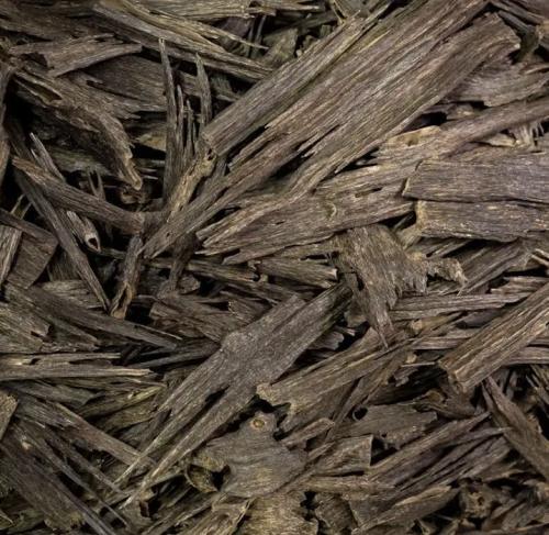 عود هندي فاخر طبيعي سوبر