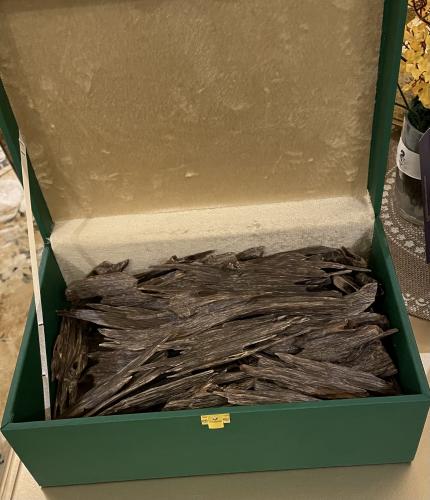 عود هندي طبيعي سوبر