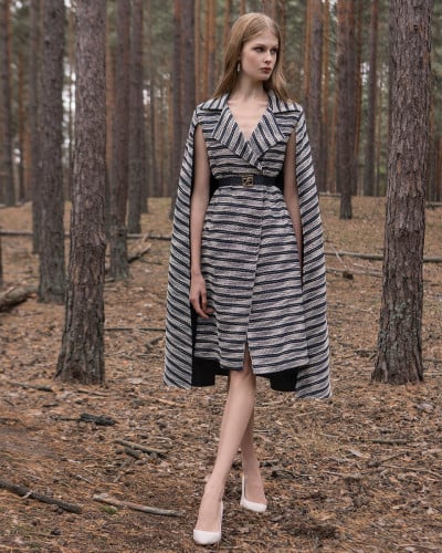 جاكيت من التويد