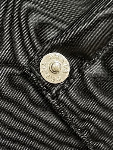 جاكيت برادا