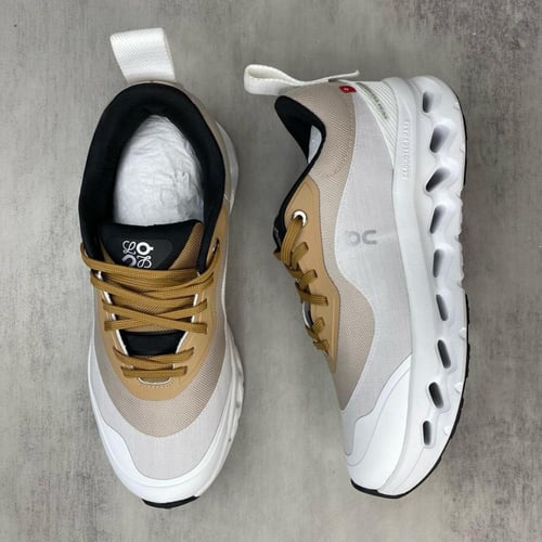 حذاء اون رانق