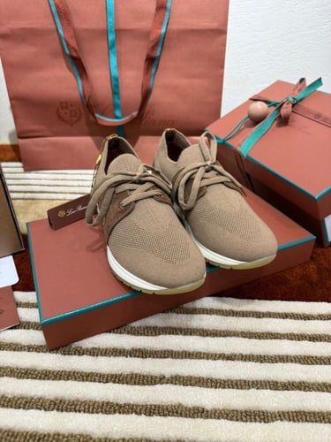 حذاء لوربيانا