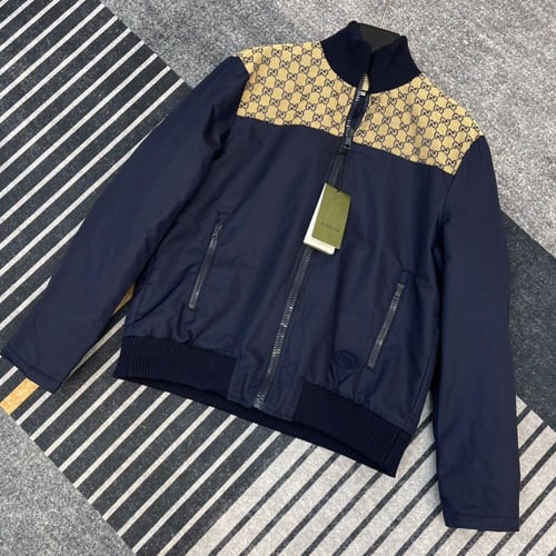 جاكيت قوتشي