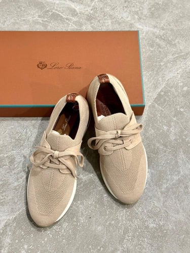 حذاء لوربيانا