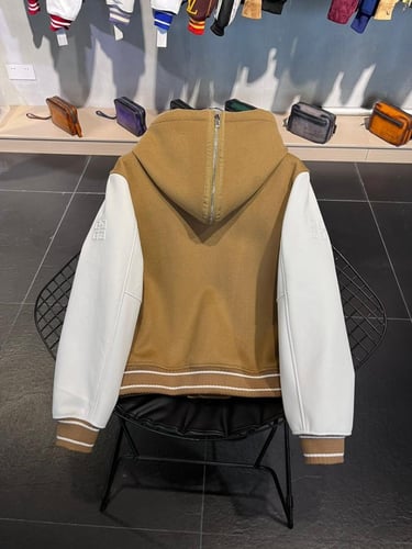 جاكيت جفنشي