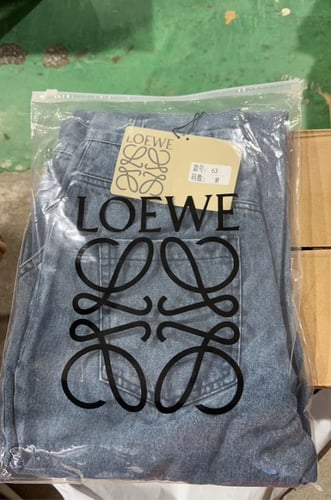 بنطلون لويفي