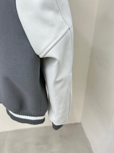 جاكيت جفنشي