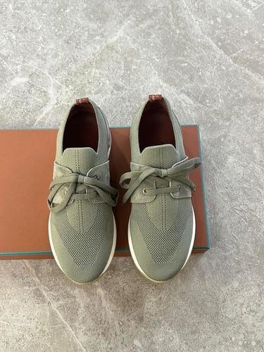 حذاء لوربيانا