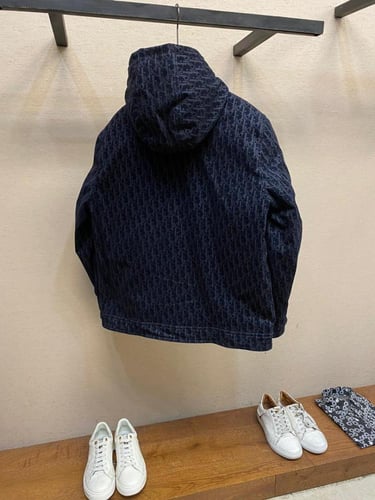 جاكيت ديور (تسليم فوري )