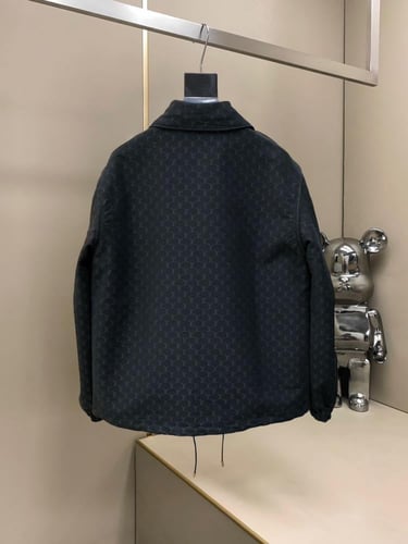 جاكيت LV