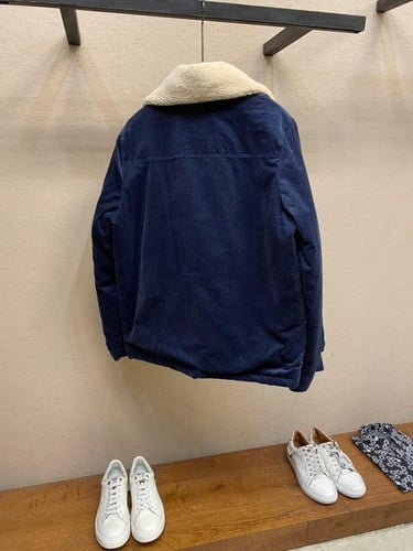 جاكيت برادا