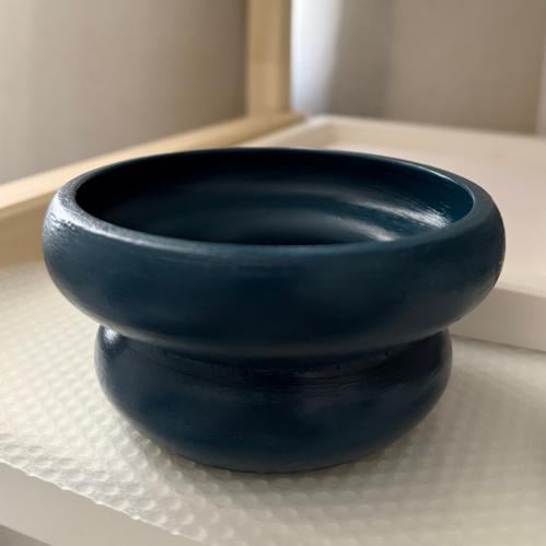 حلزوني بلون عشوائي