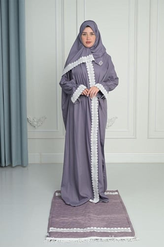 شرشف صلاة مشلح بكلف أنيقة مع سجادة