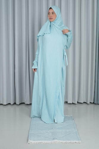 شرشف صلاة بكسرات أنيقة مشلح مع سجادة