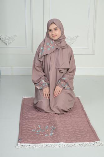 شرشف صلاة بناتي مطرز وسجادة - سحّاب