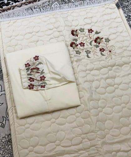 شرشف صلاة مطرز سحّاب وسجادة