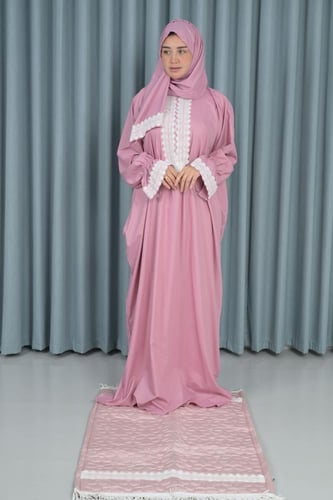 شرشف بكلفة أنيقة مع سجادة وسحاب ناعم