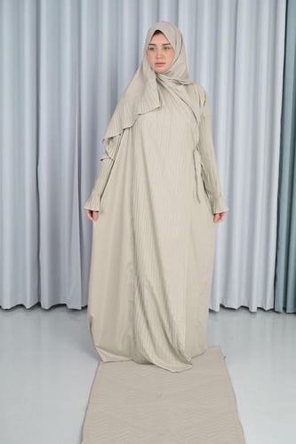 شرشف صلاة بكسرات أنيقة مشلح مع سجادة