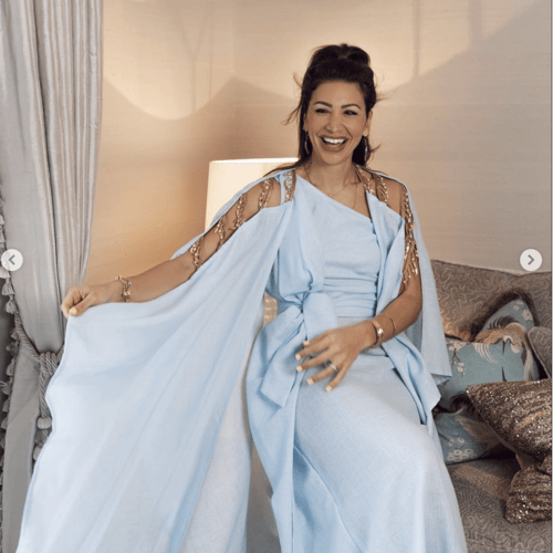 فستان نسائي