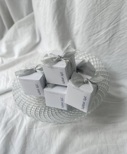 بوكسات صغيرة للتوزيعات 12 حبه - مع تعبئة