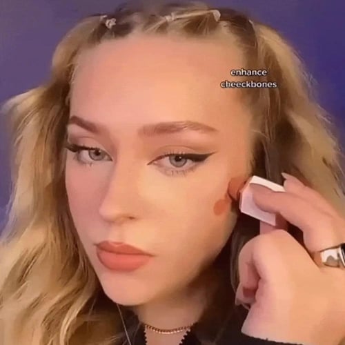 أحمر خدود سائل لامع من شيجلام-Love Cake