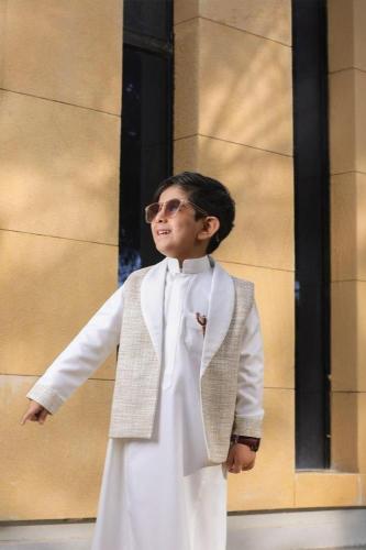 طقم العيد سديري + ثوب