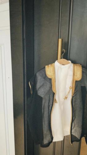 بشت انيق حصري شكل جديد