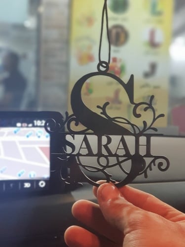 تعليقه مزخرفه