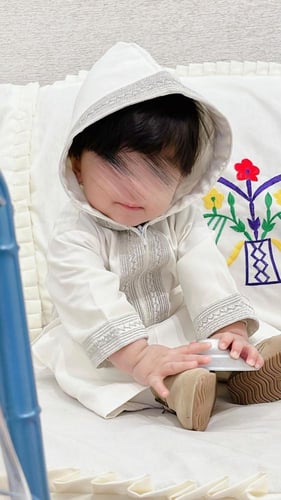 ثوب اطفال بالاسم بتصميم مغربي