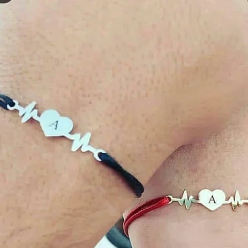 اسواره نبض القلب مع حرف - تُصمم على الطلب