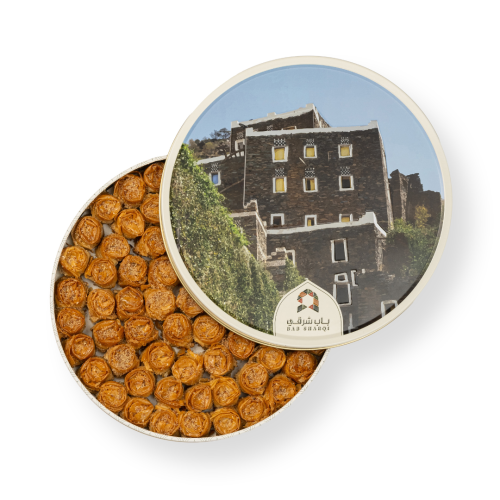 بقلاوة البيكان كبير