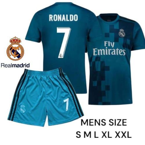 طقم ريال مدريد الثالث كلاسيك بطباعة رونالدو 2017