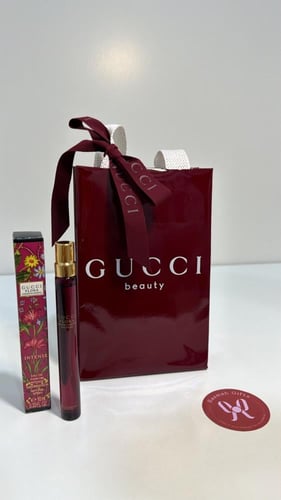 عطر قوتشي ١٠ مل مع كيس و عبارة ( عيد سعيد )