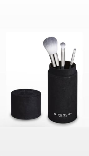 مجموعة فرش مكياج مع الكيس