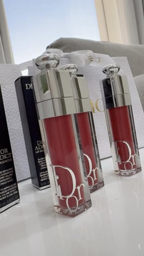 قلوس ديور حجم كبير مع الكيس