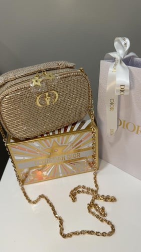 شنطة ديور مع الكيس