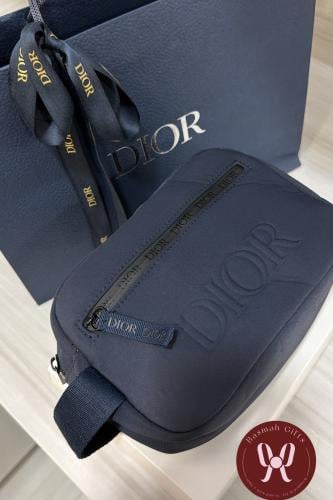 شنطة ديور رجاليه مع الكيس مع كرت ديور