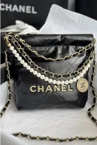 شنطة شانيل مع البوكس