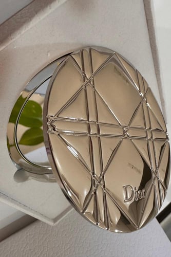 مرايه ديور فضي مع البوكس والكيس