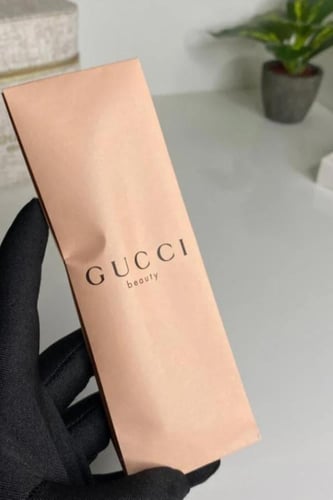 فرشة مكياج قوتشي مع الكيس