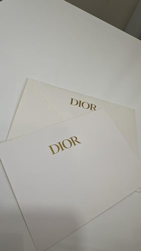 كرت ديور اهداء