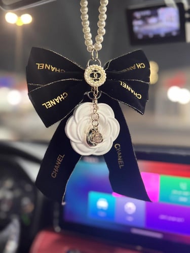 تعليقة سيارة مع البوكس والكيس