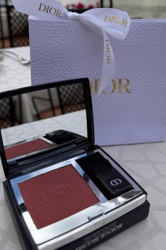 بلشر ديور مع الكيس