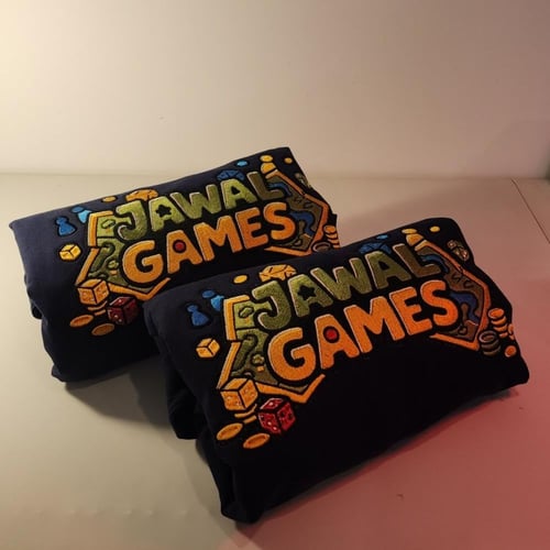 تطريز بلوفر حسب الطلب