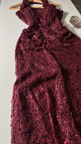 فستان البرغندي