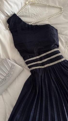 فستان كحلي انيق