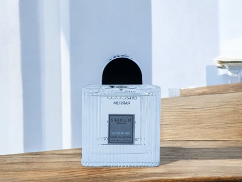 سيريكو ويند مون Wind Moon