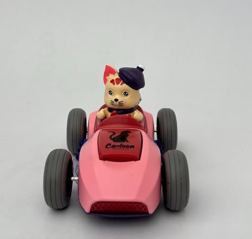 سيارة القطة